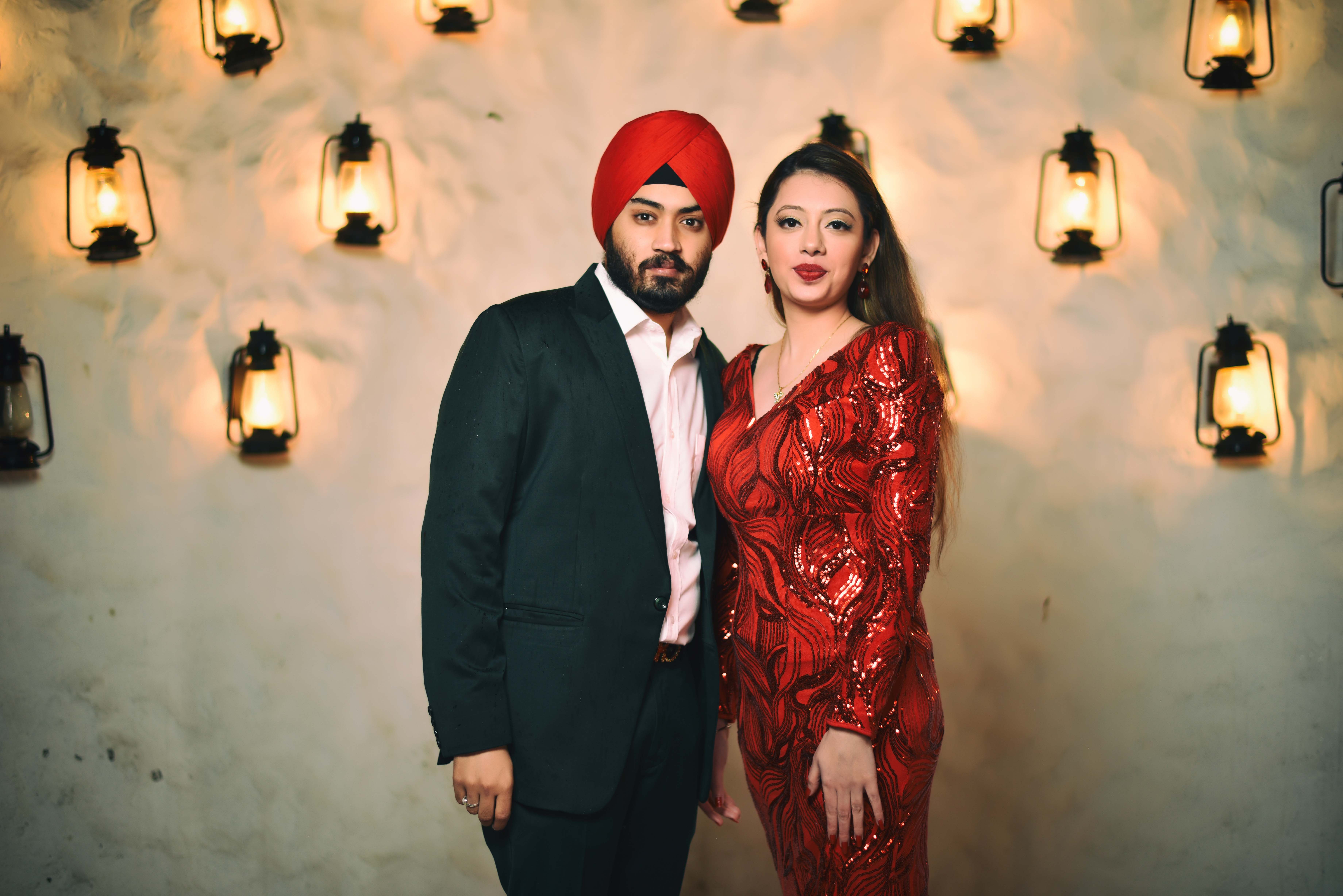 pre wedding photographer in noida